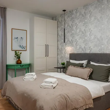 Verena's Place Old Town 4* 자다르