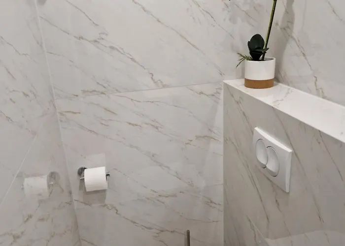 بيت ضيافة Verena's Place Old Town 4*