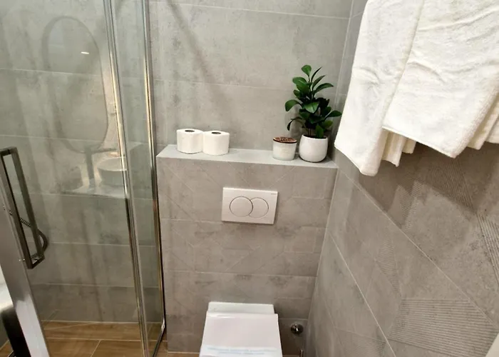 Verena's Place Old Town 4* زادار