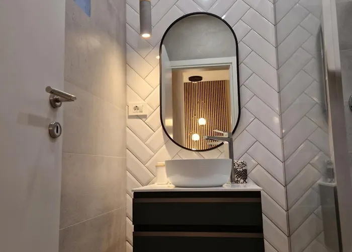 Verena's Place Old Town 4* Zara