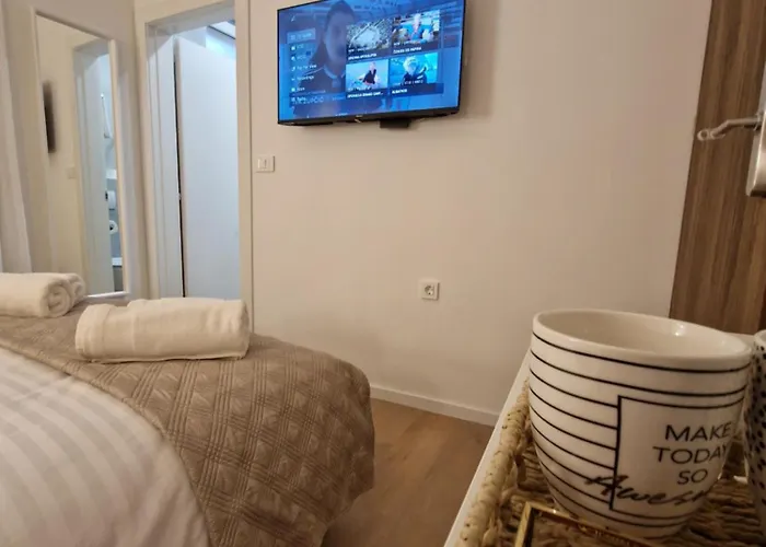 Verena's Place Old Town بيت ضيافة