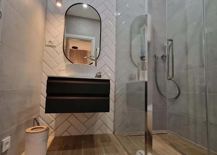 Verena's Place Old Town بيت ضيافة زادار