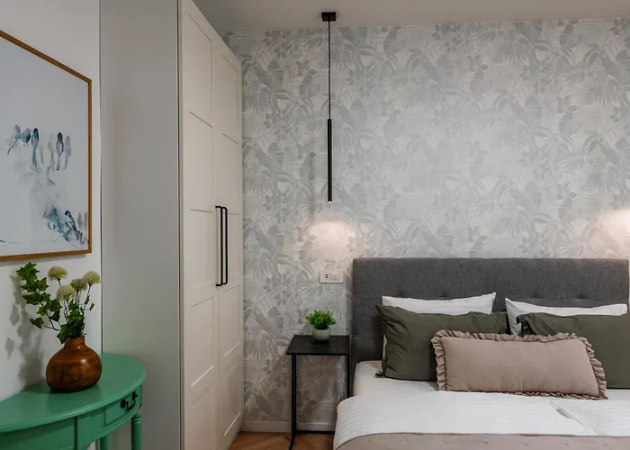 Verena's Place Old Town زادار