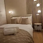 Verena'S Place Old Town Guest house