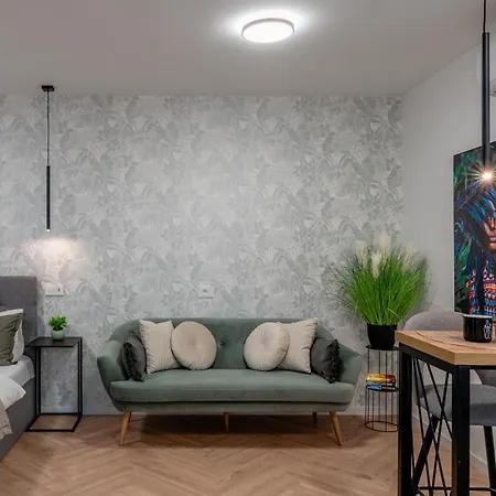 Verena'S Place Old Town Guest house 3*