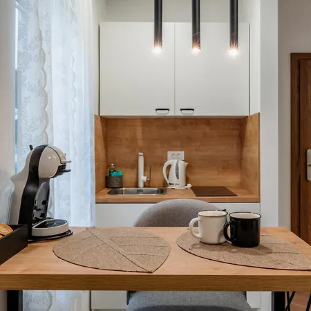 Verena's Place Old Town בית הארחה 4*